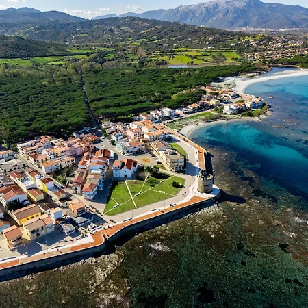 Affittacamere Il Castello Posada Bed & Breakfast 3*